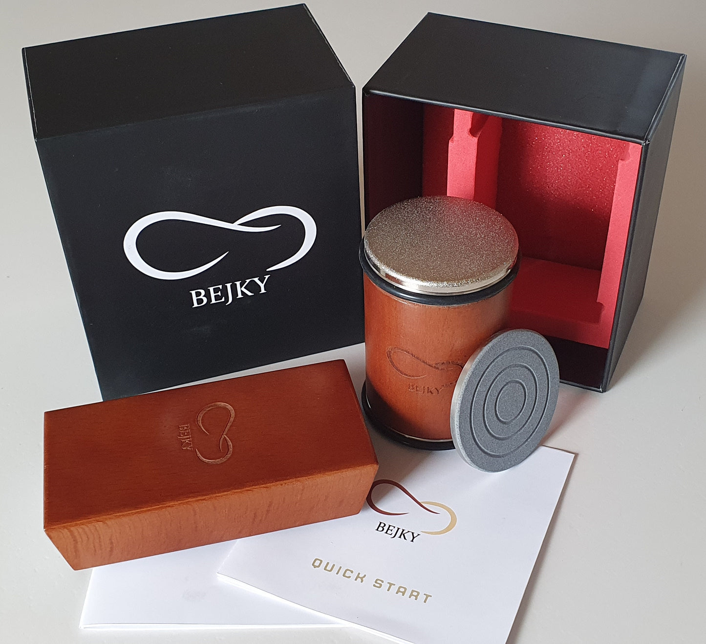 A Premium Rolling Knife Sharpener with Replaceable Discs - Achieve Razor-Sharp Perfection with our Roller Knife Sharpening Set